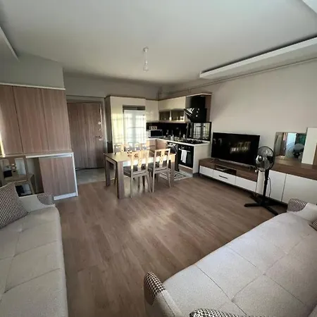 1 Bedroom Free Pool Parking And Security